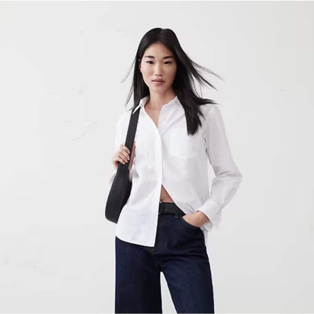 Banana Republic Classic Poplin